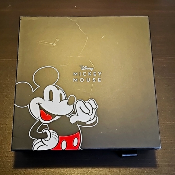 Disney Mickey Mouse 2 Piece Set with Crossbody Bag & Clip Tech Pouch - Picture 2 of 2